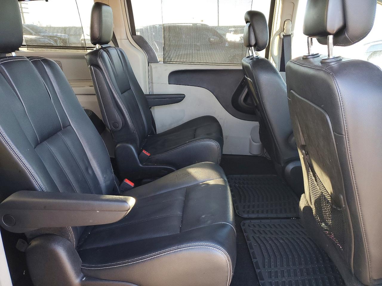 2015 CHRYSLER TOWN & COUNTRY TOURING photo 31