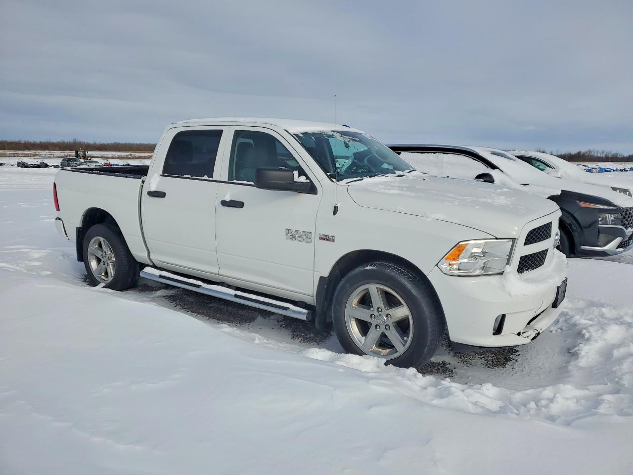 2018 RAM 1500 ST photo 4