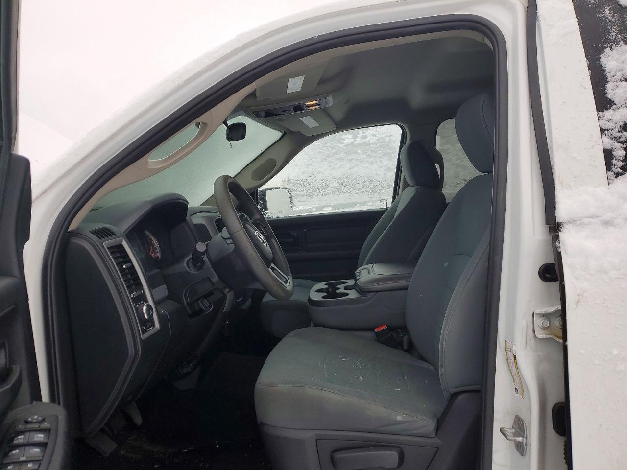 2018 RAM 1500 ST photo 7