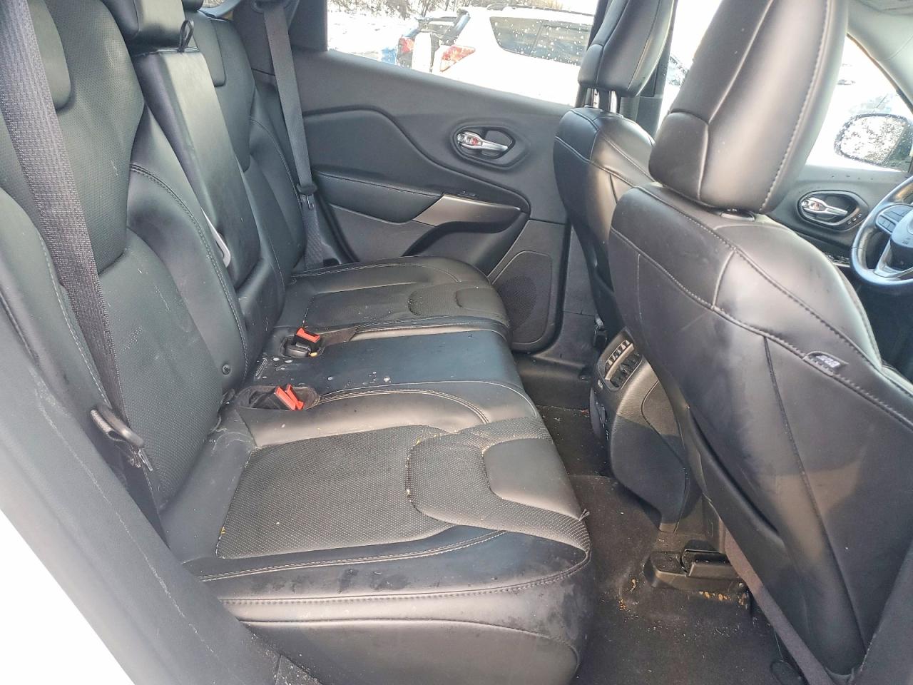 2019 JEEP CHEROKEE LIMITED photo 11
