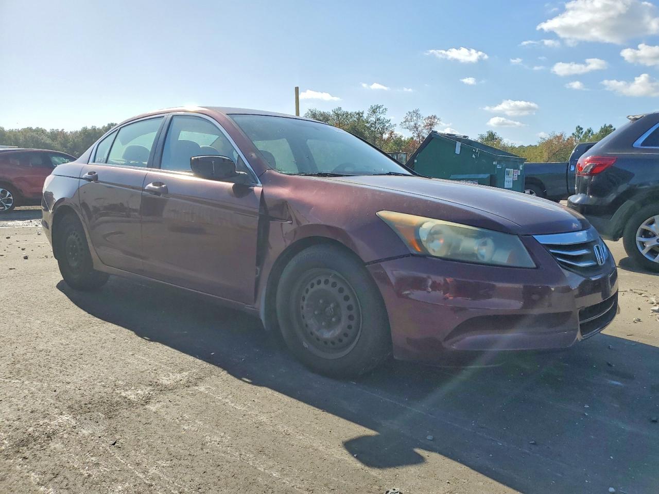 2011 HONDA ACCORD LX photo 4