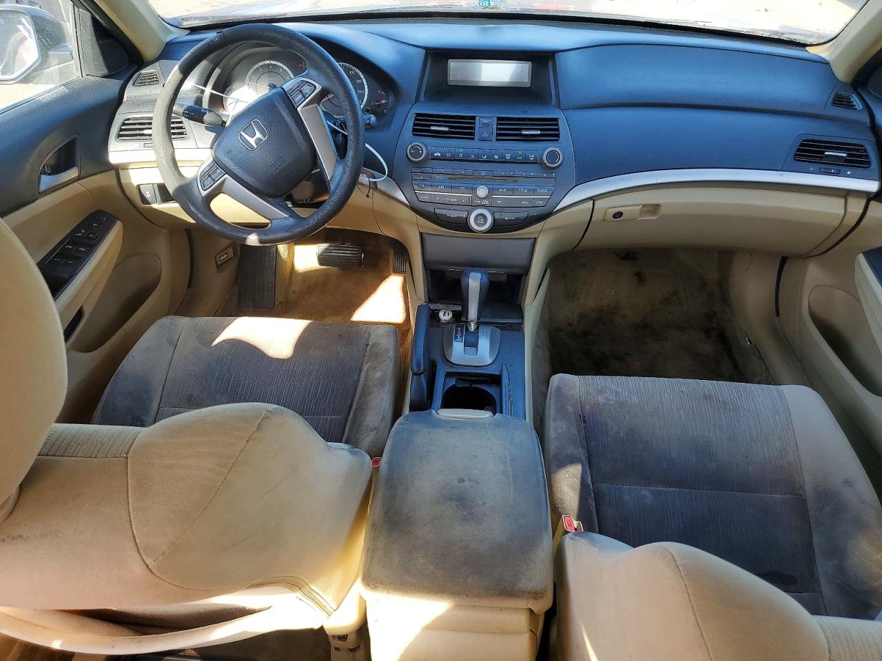 2011 HONDA ACCORD LX photo 8