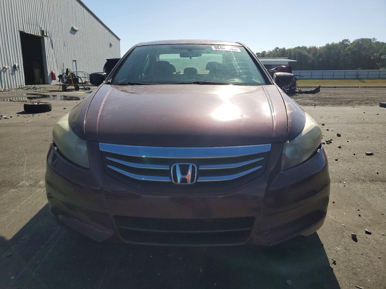 2011 HONDA ACCORD LX photo 5
