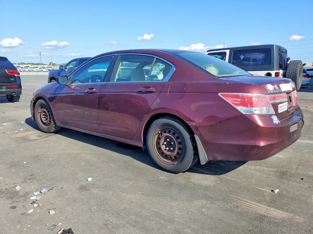2011 HONDA ACCORD LX photo 2
