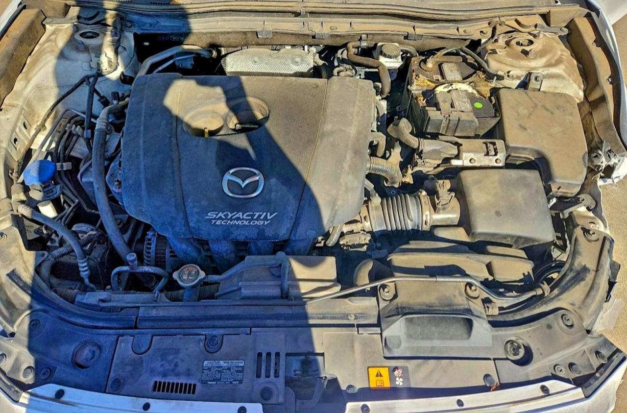 2018 MAZDA 3 TOURING photo 11