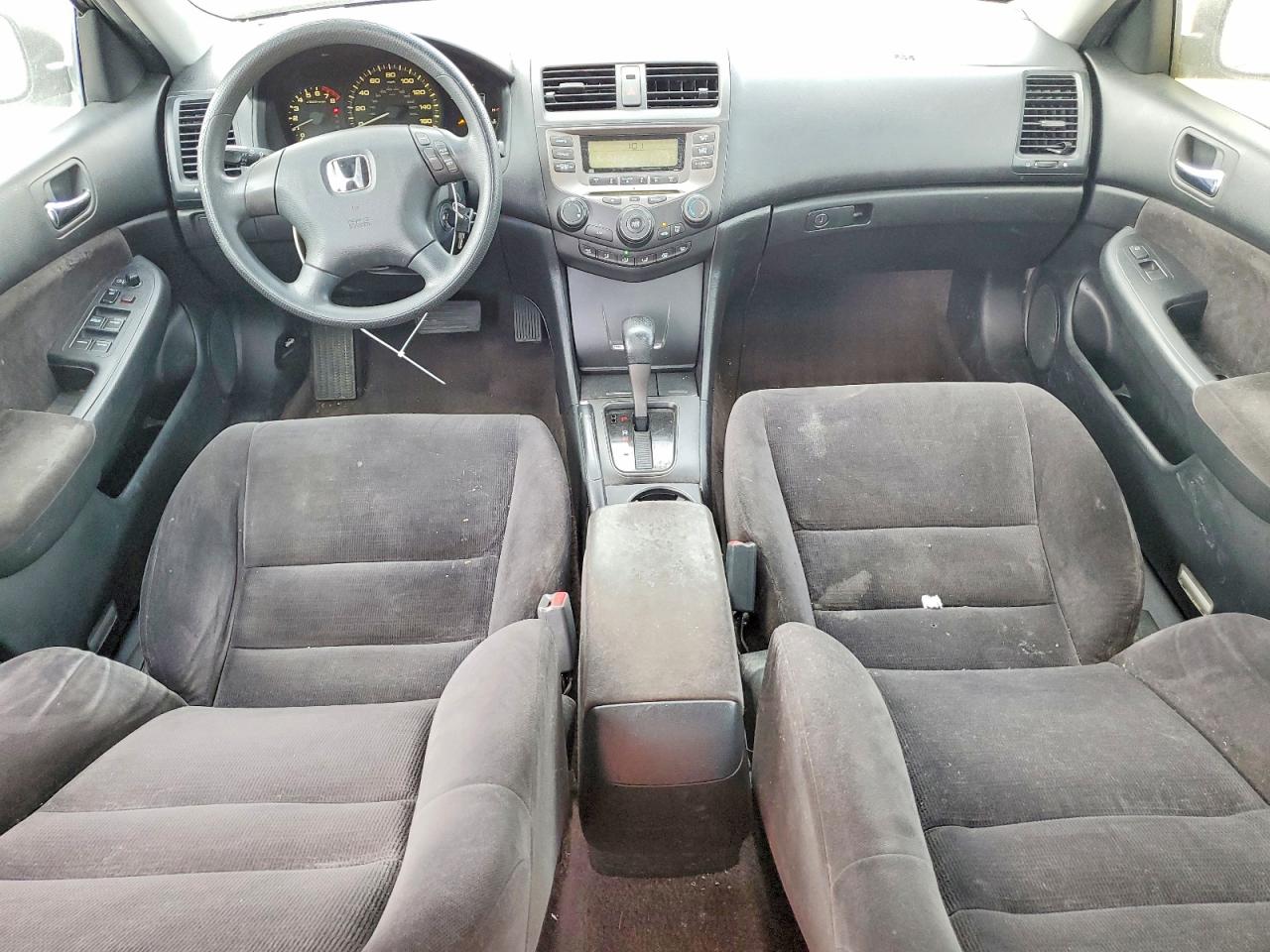 2006 HONDA ACCORD LX photo 8