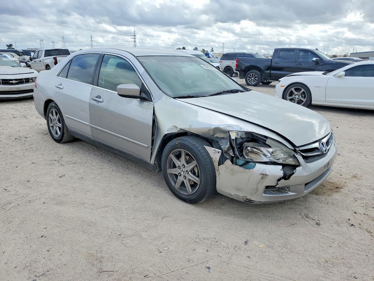 2006 HONDA ACCORD LX photo 4