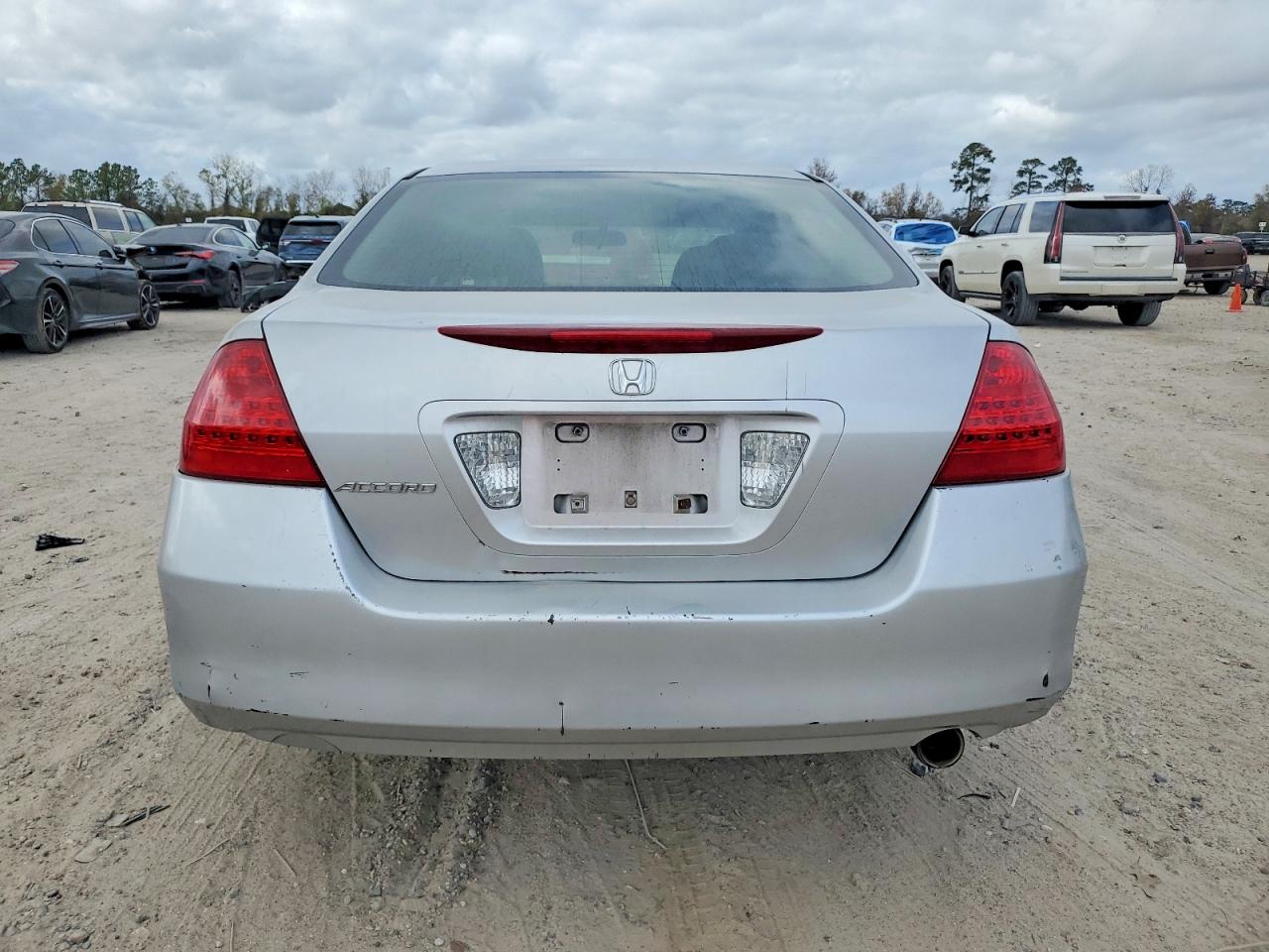 2006 HONDA ACCORD LX photo 6