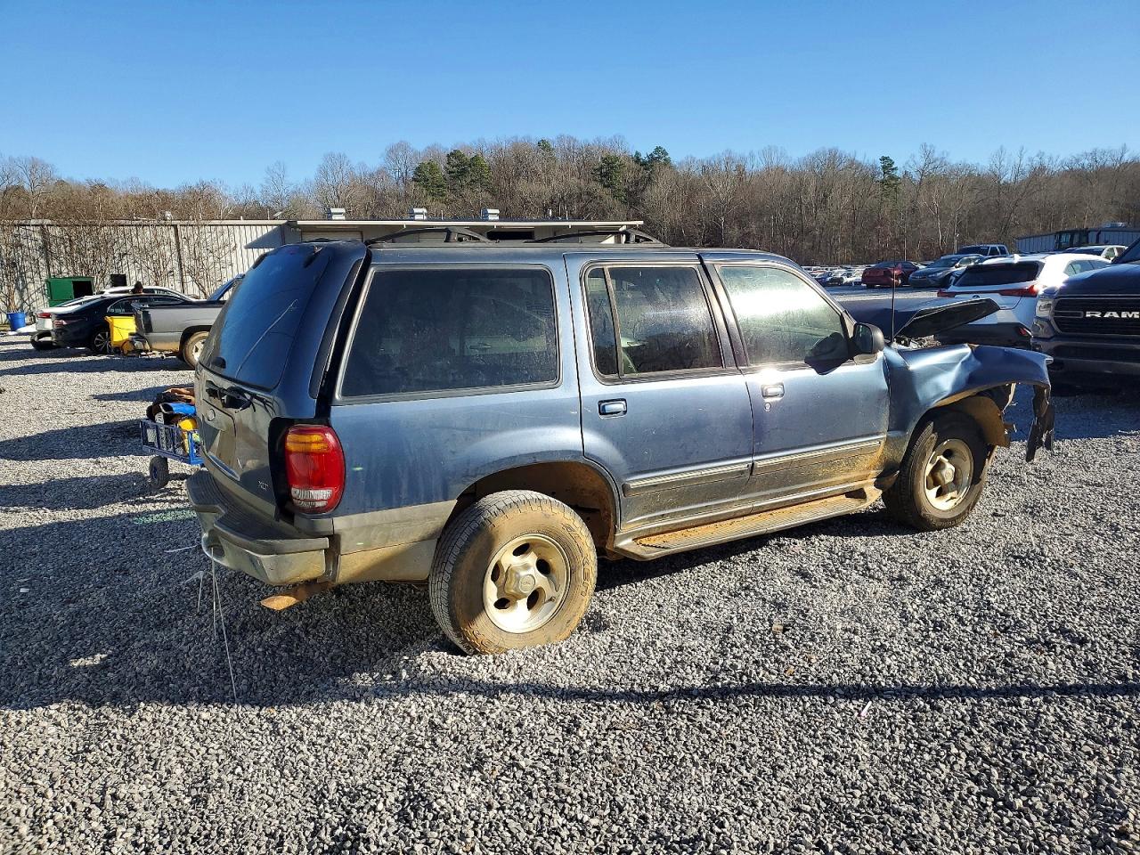 2000 FORD EXPLORER XLT photo 3