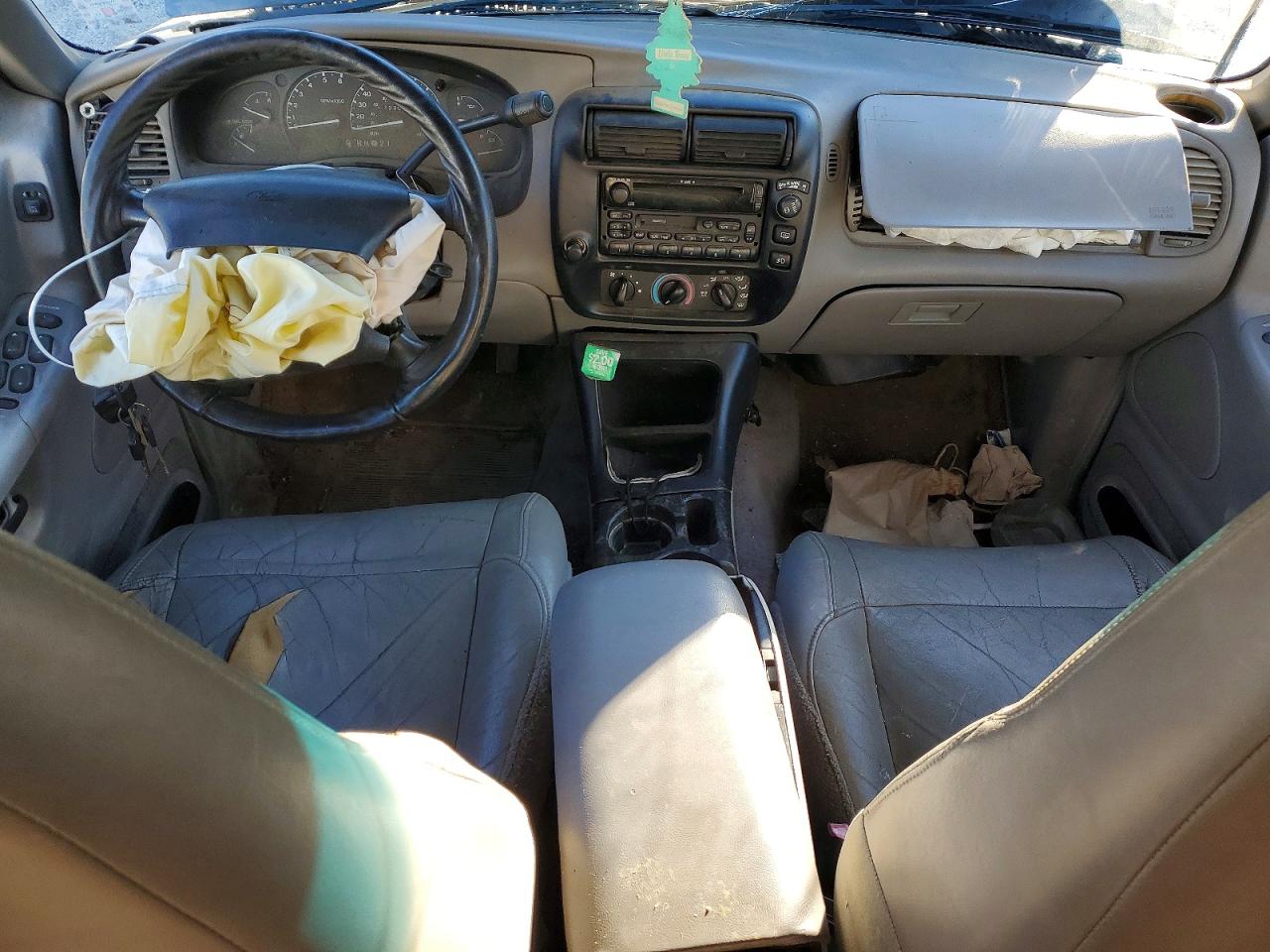 2000 FORD EXPLORER XLT photo 8