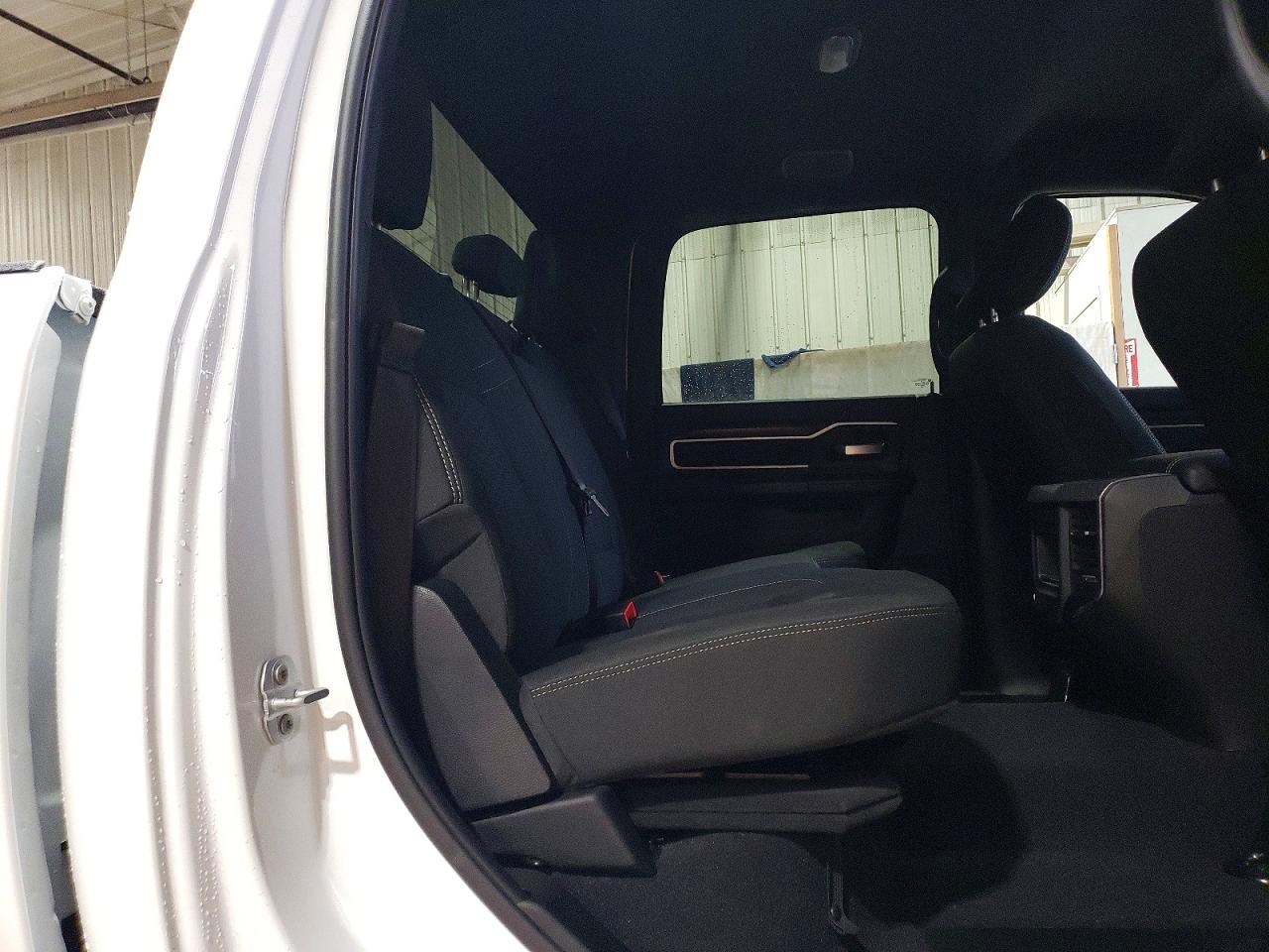 2025 RAM 2500 BIG HORN photo 19