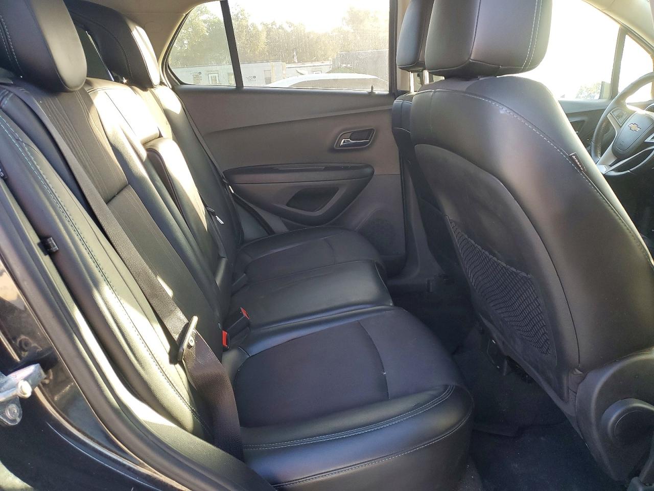 2015 CHEVROLET TRAX 1LT photo 19