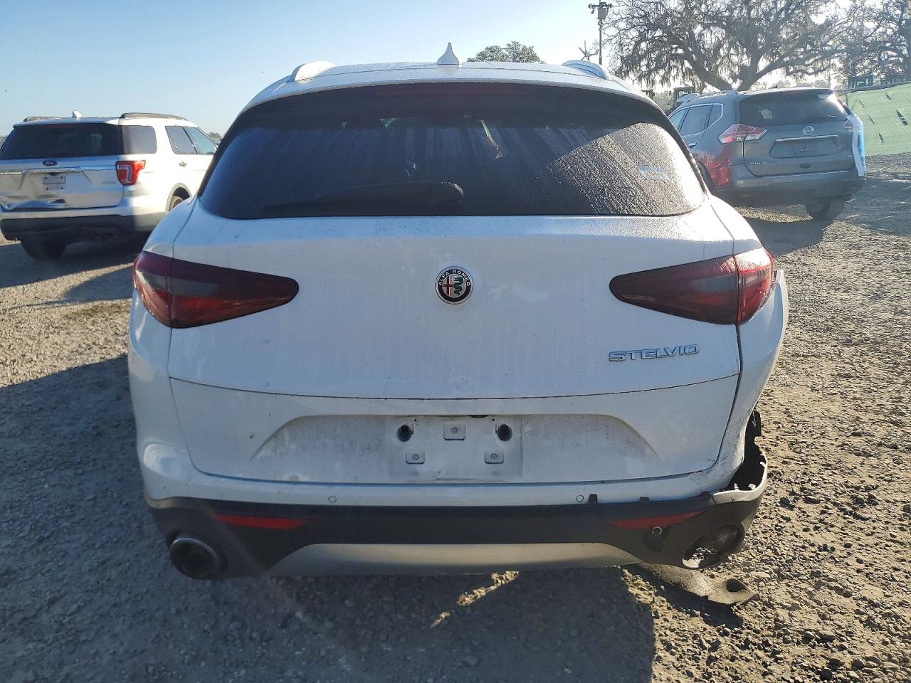2020 ALFA ROMEO STELVIO photo 6