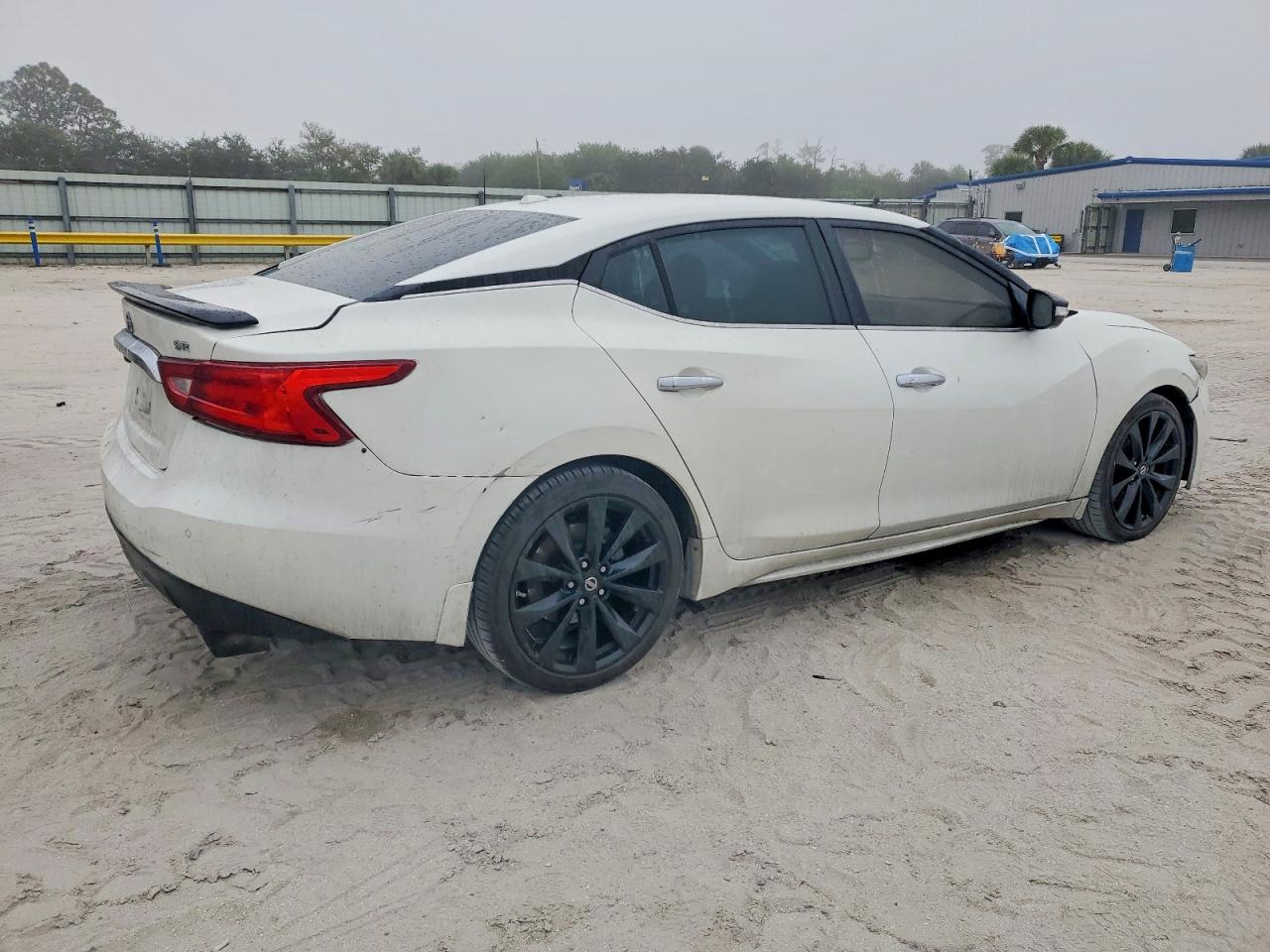 2017 NISSAN MAXIMA 3.5S photo 3