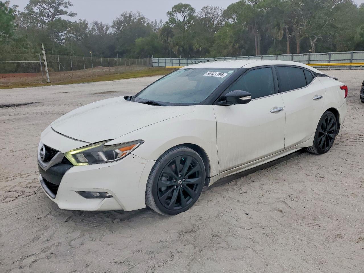2017 NISSAN MAXIMA