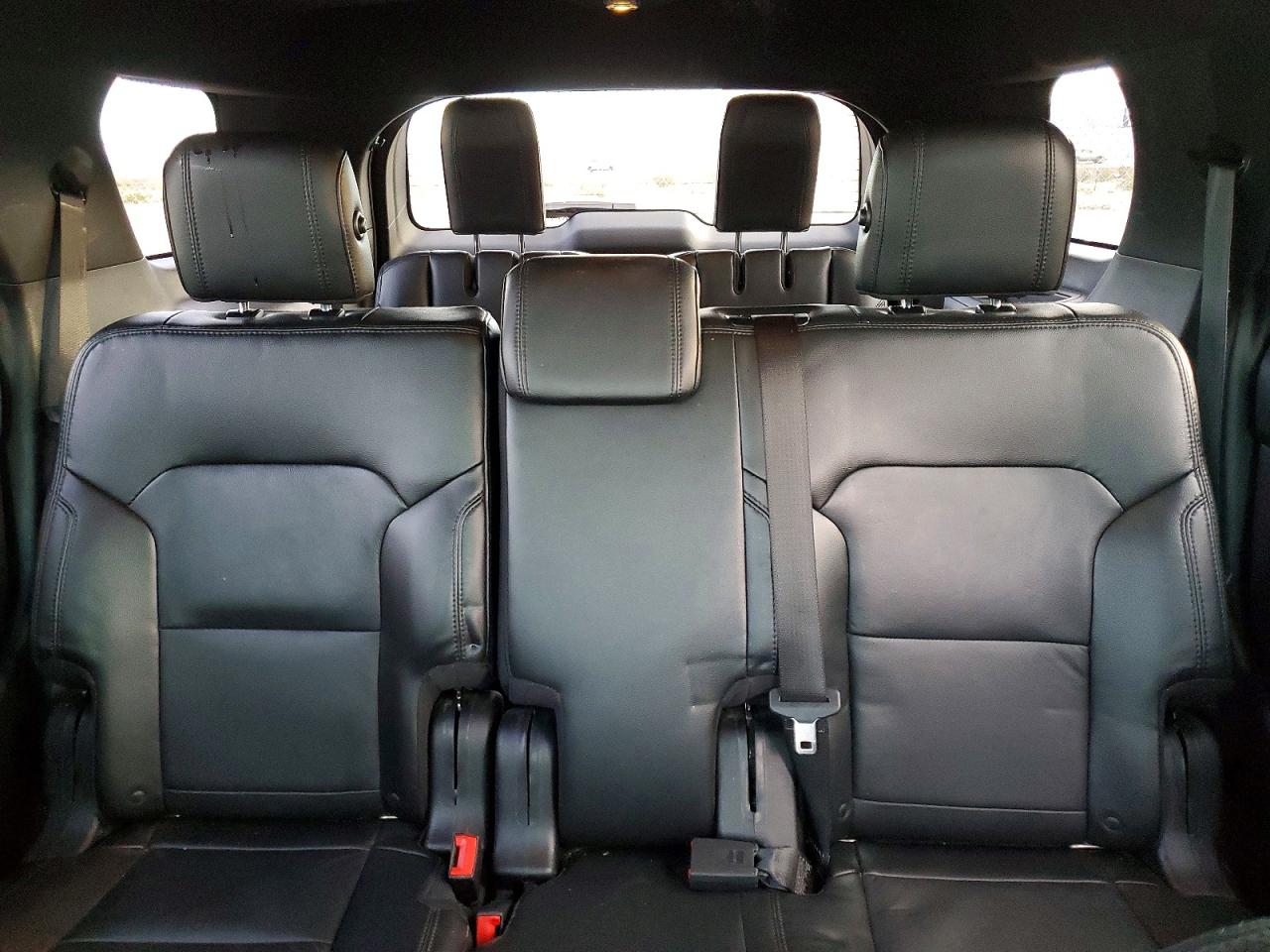 2016 FORD EXPLORER XLT photo 19