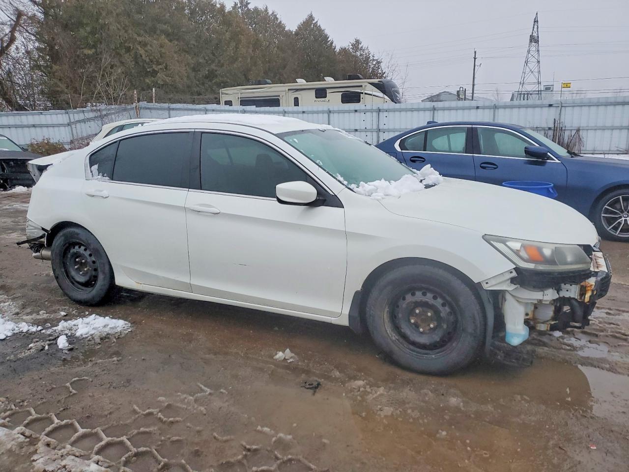 2013 HONDA ACCORD LX photo 4