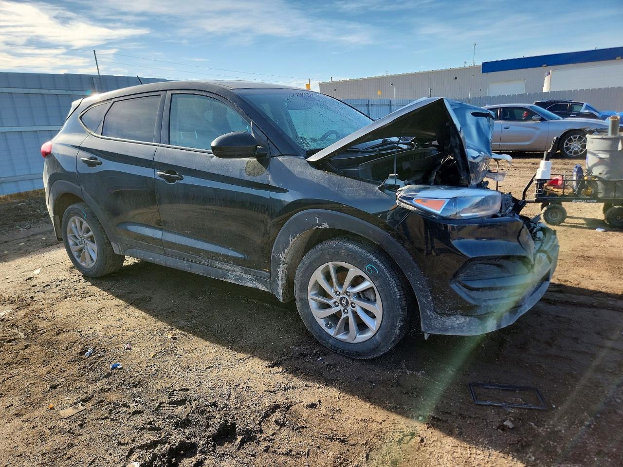 2017 HYUNDAI TUCSON SE photo 4