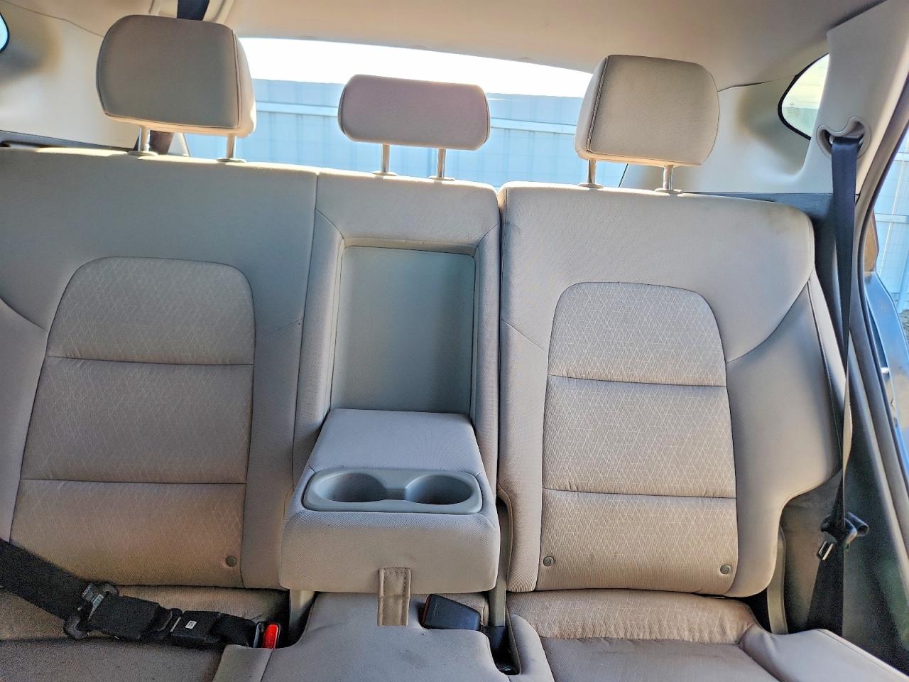 2017 HYUNDAI TUCSON SE photo 10