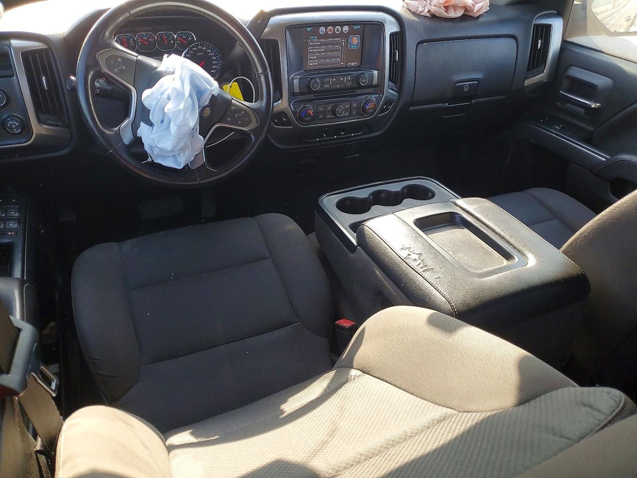 2018 CHEVROLET SILVERADO K1500 LT photo 8