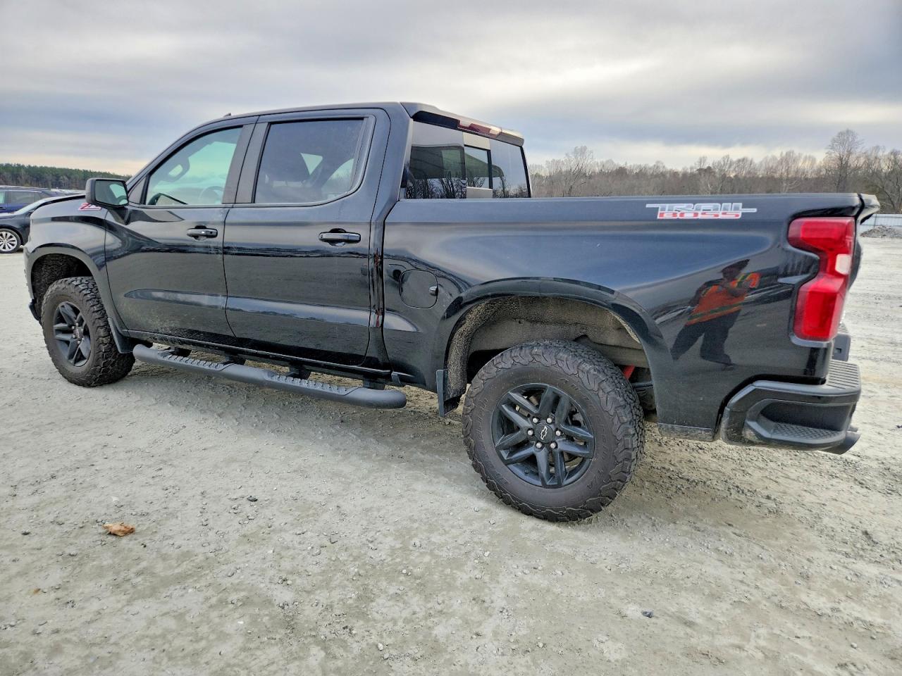 2021 CHEVROLET SILVERADO K1500 LT TRAIL BOSS photo 3