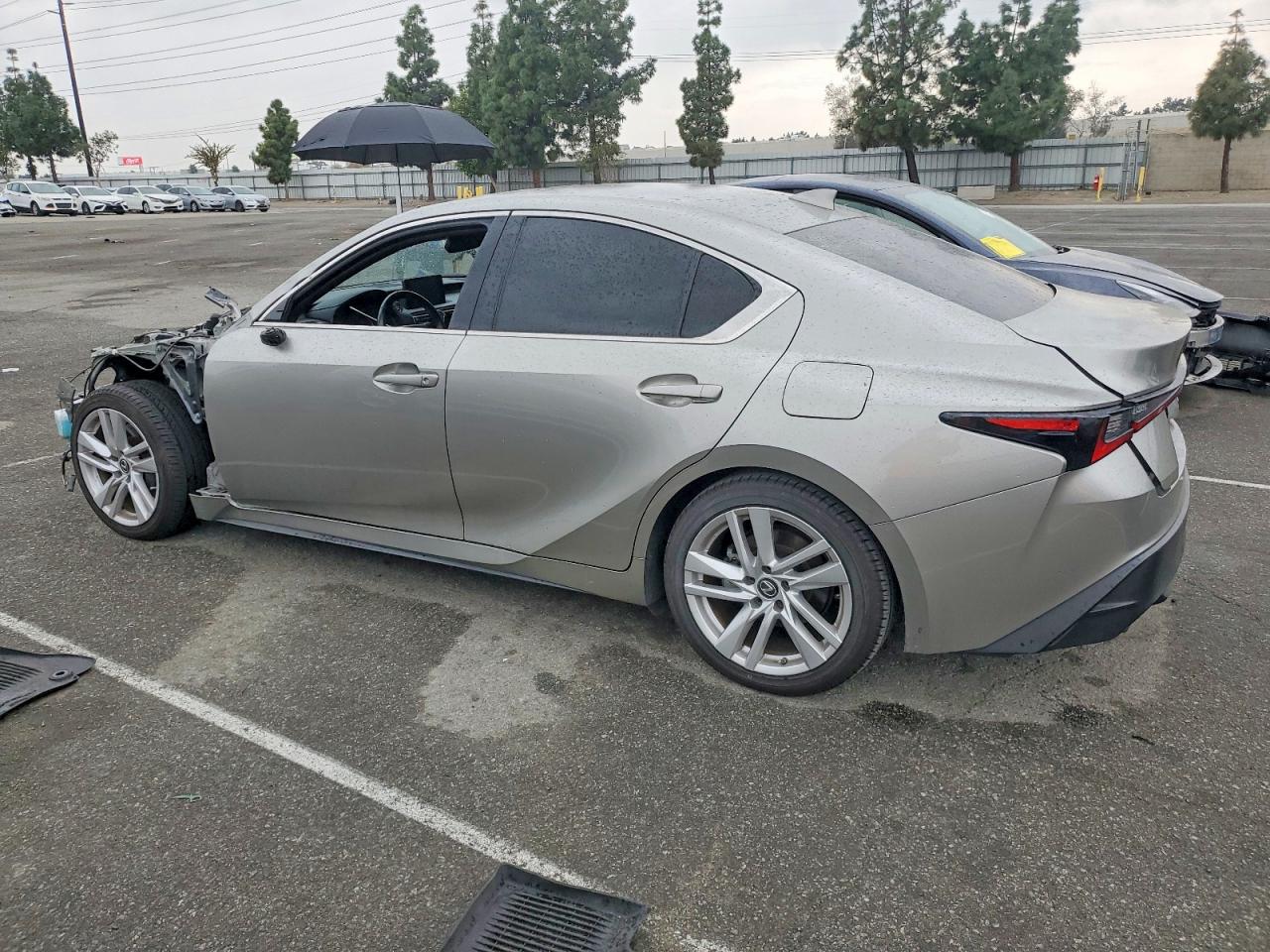 2021 LEXUS IS 300 photo 2