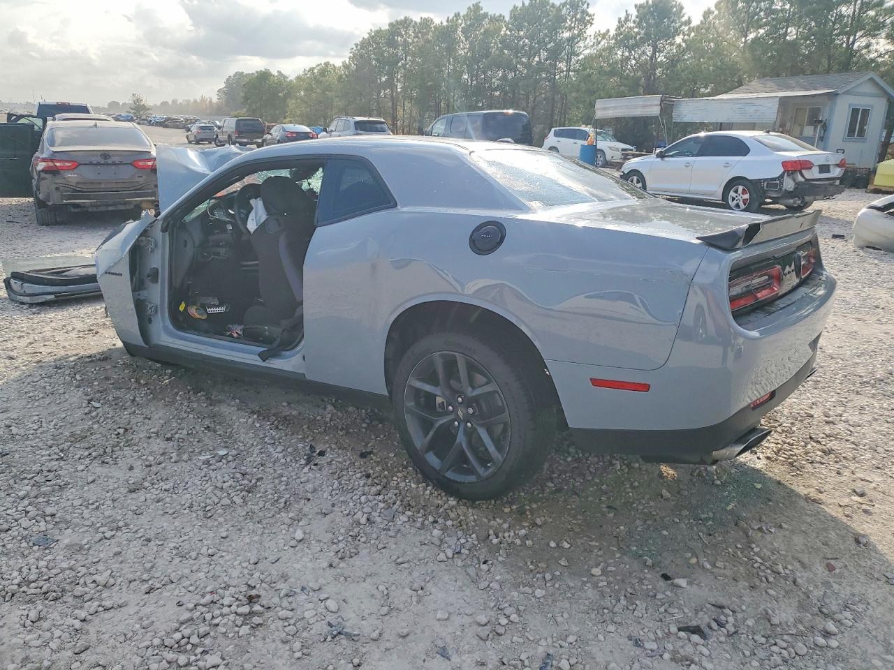 2022 DODGE CHALLENGER R/T photo 2