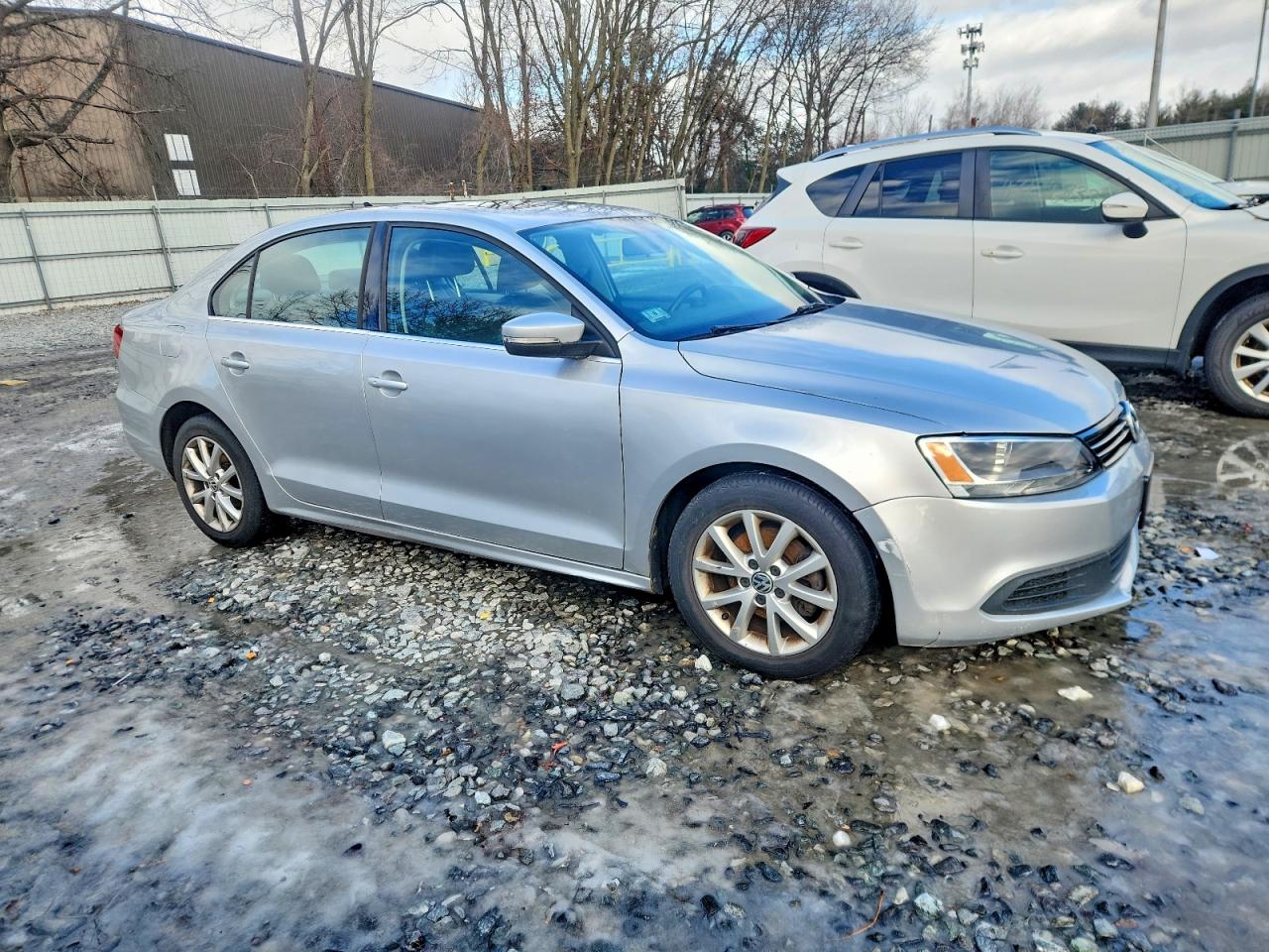 2014 VOLKSWAGEN JETTA SE photo 4