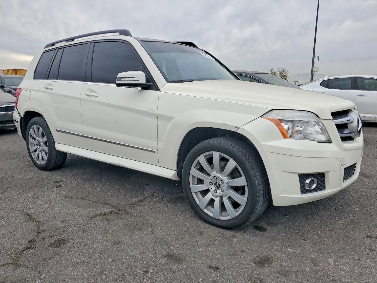 2010 MERCEDES-BENZ GLK 350 photo 4