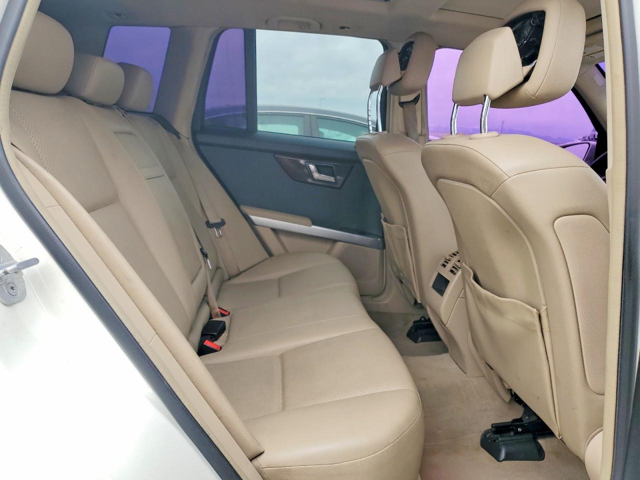 2010 MERCEDES-BENZ GLK 350 photo 11
