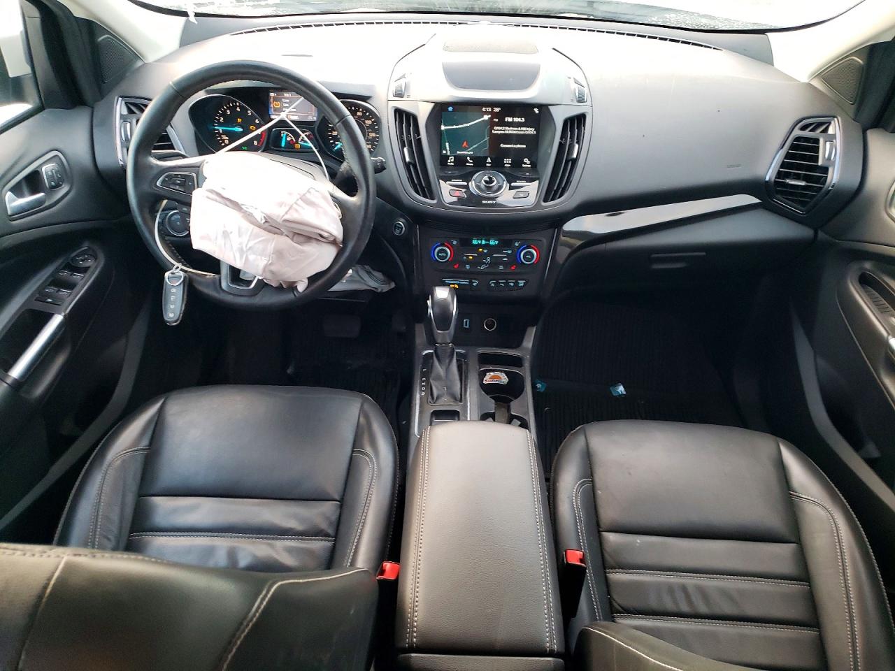 2019 FORD ESCAPE TITANIUM photo 8