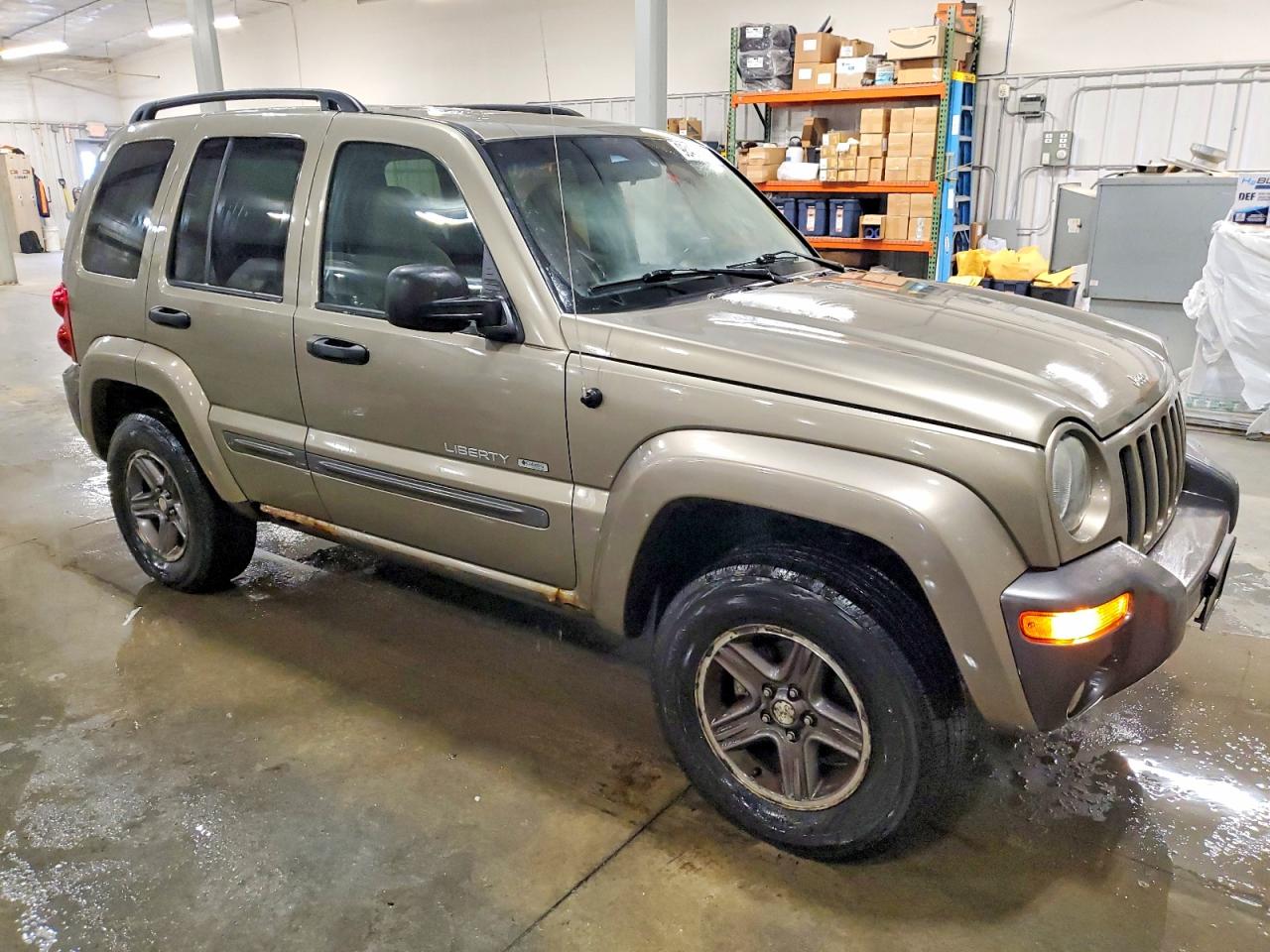 2004 JEEP LIBERTY SPORT photo 4