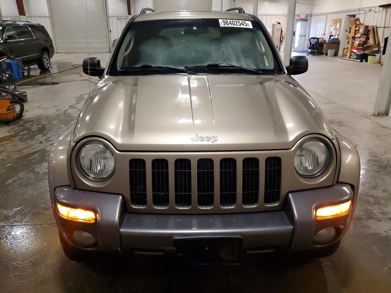 2004 JEEP LIBERTY SPORT photo 5