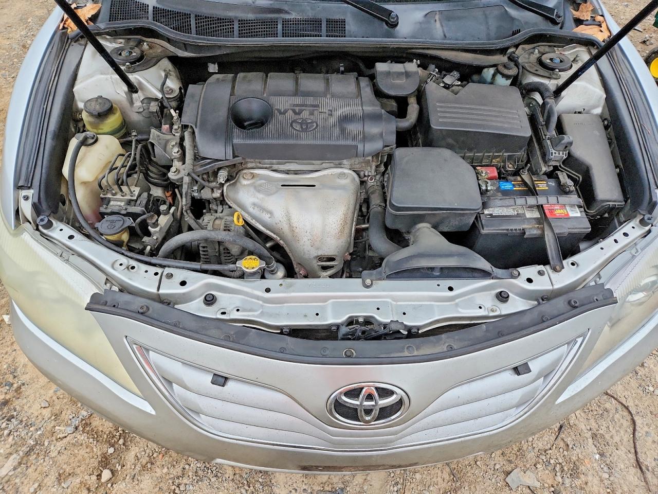 2011 TOYOTA CAMRY BASE photo 11