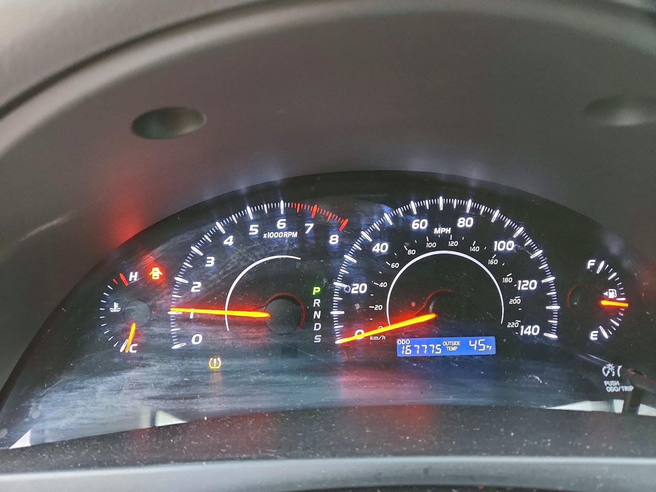 2011 TOYOTA CAMRY BASE photo 9