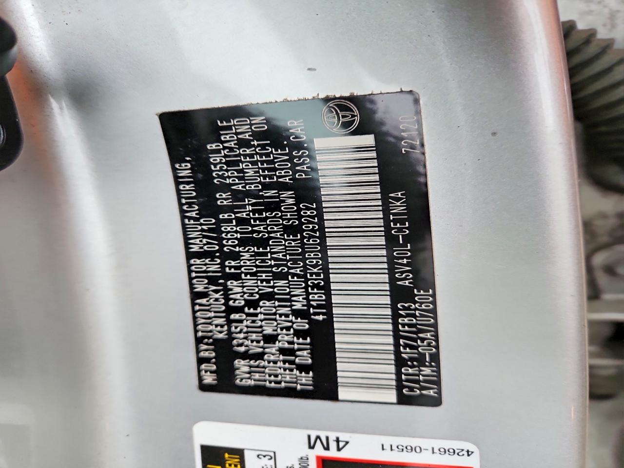 2011 TOYOTA CAMRY BASE photo 12
