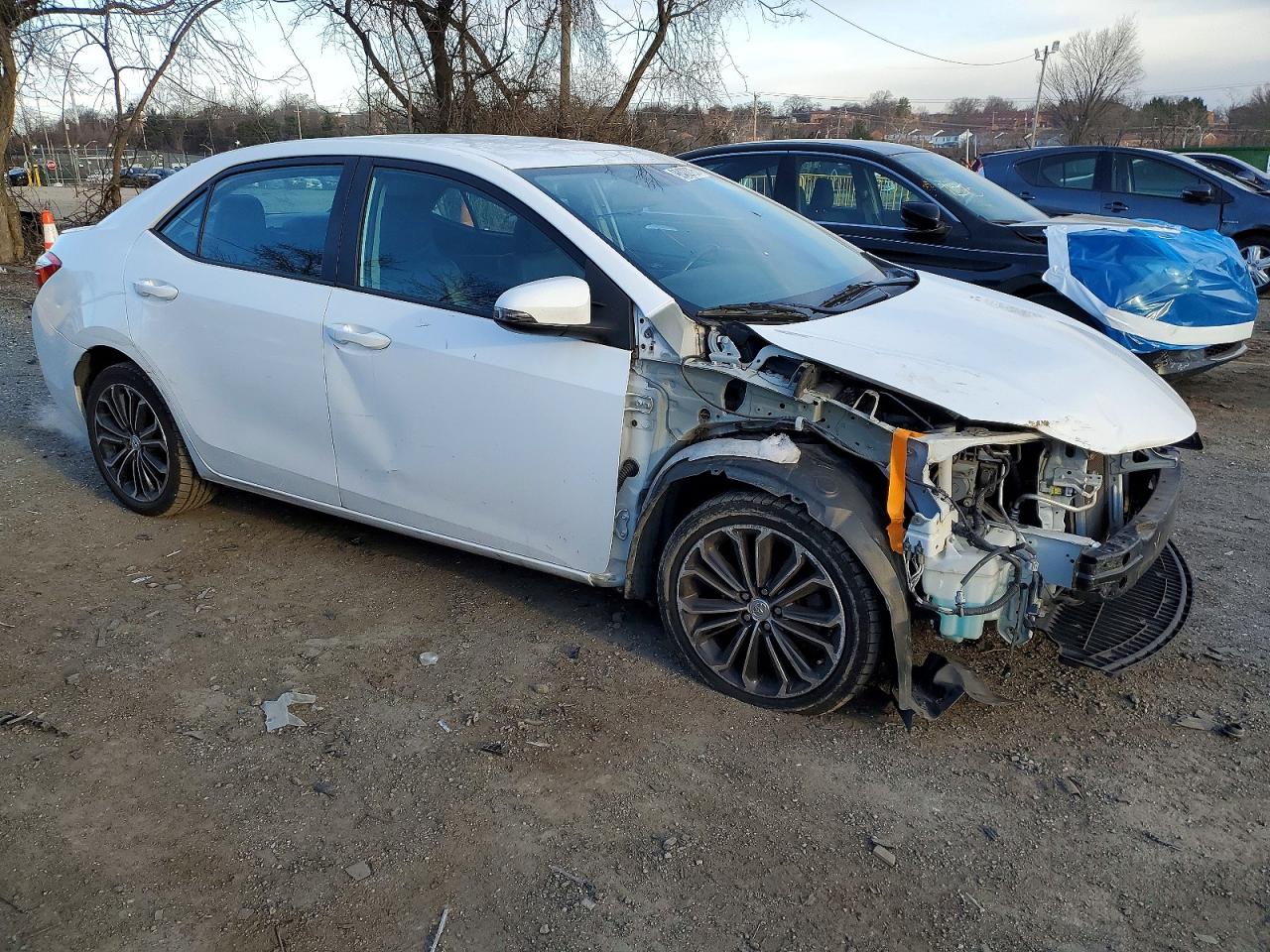 2014 TOYOTA COROLLA L photo 7