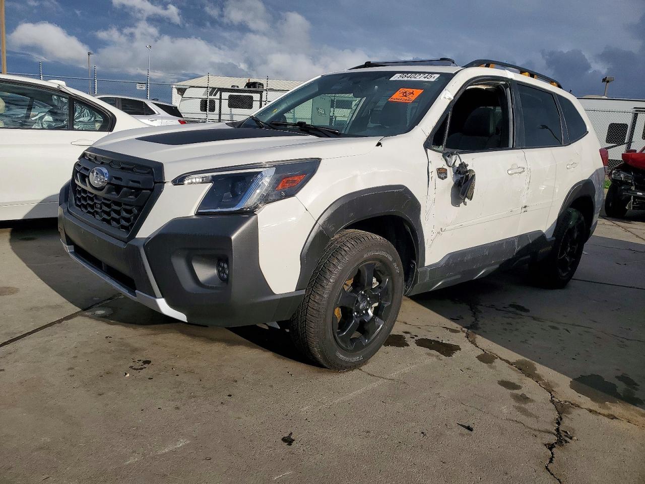 2022 SUBARU FORESTER
