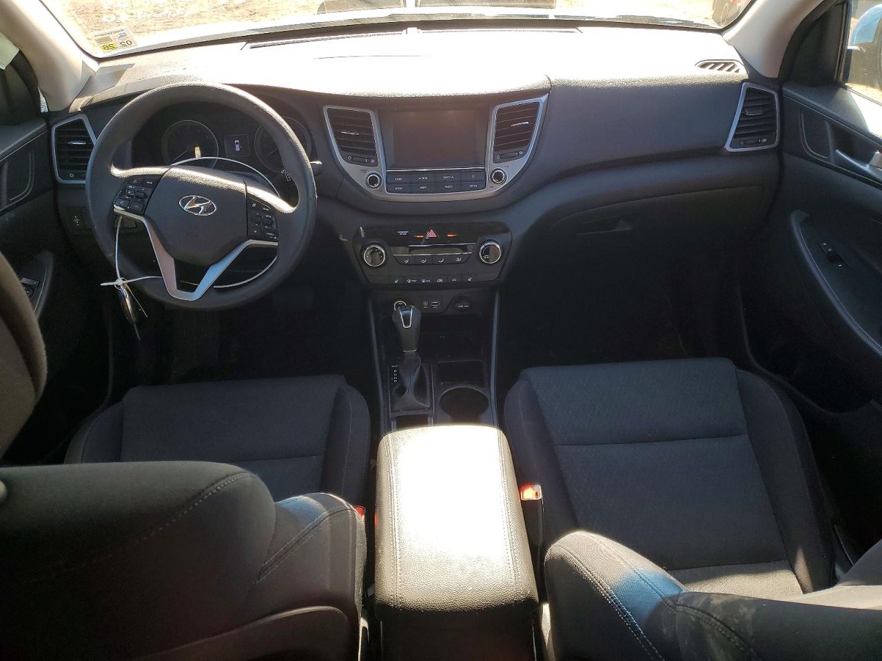 2018 HYUNDAI TUCSON SEL photo 8