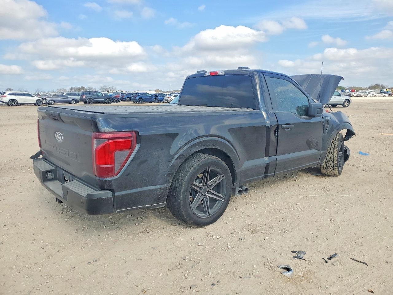 2025 FORD F150 XL photo 3