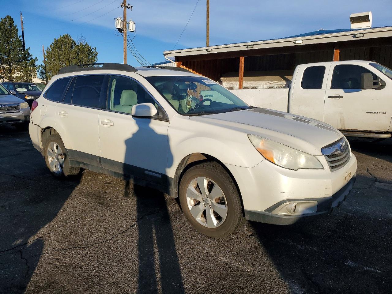 2011 SUBARU OUTBACK 3.6R PREMIUM photo 4