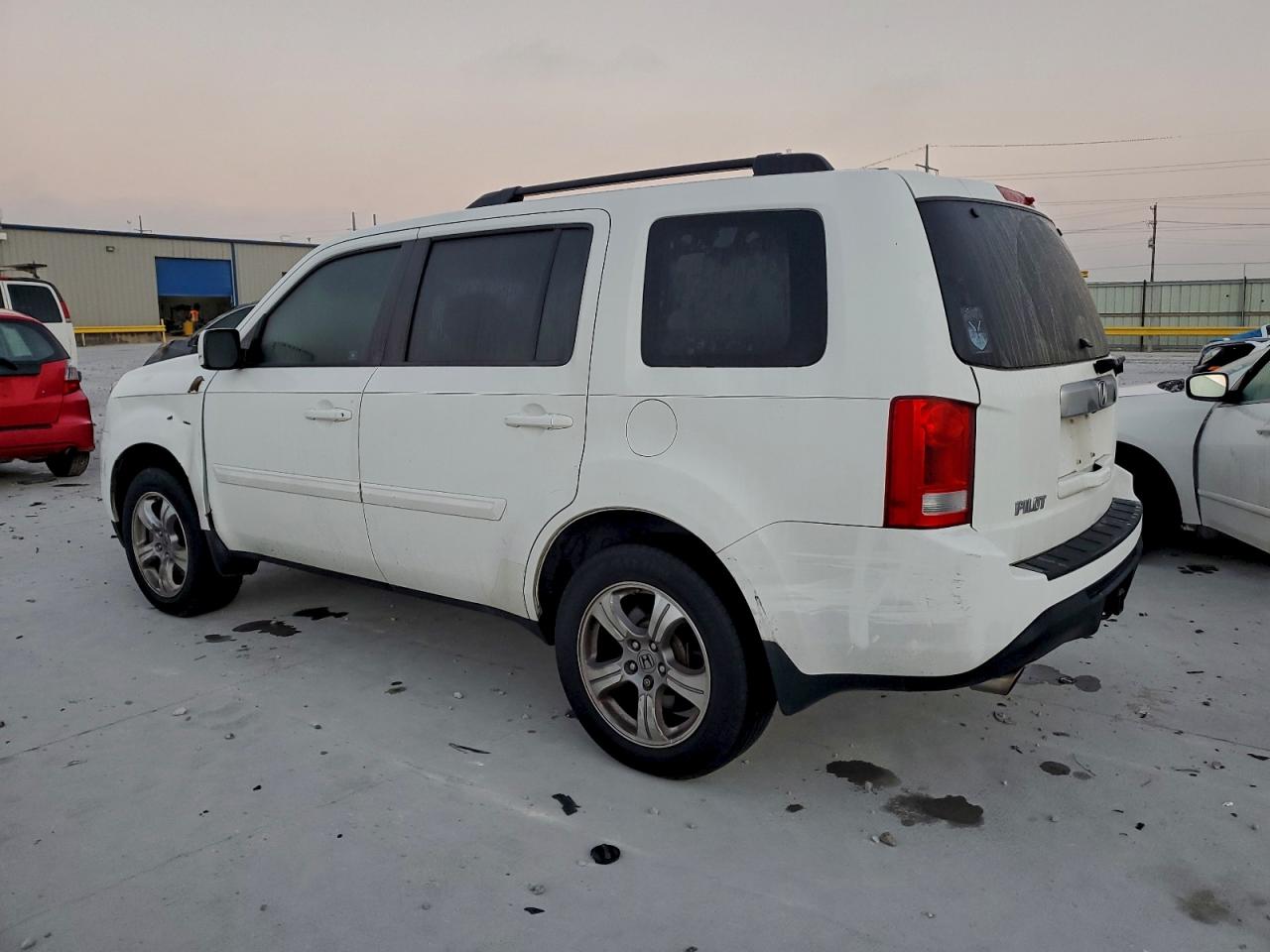2012 HONDA PILOT EXLN photo 2