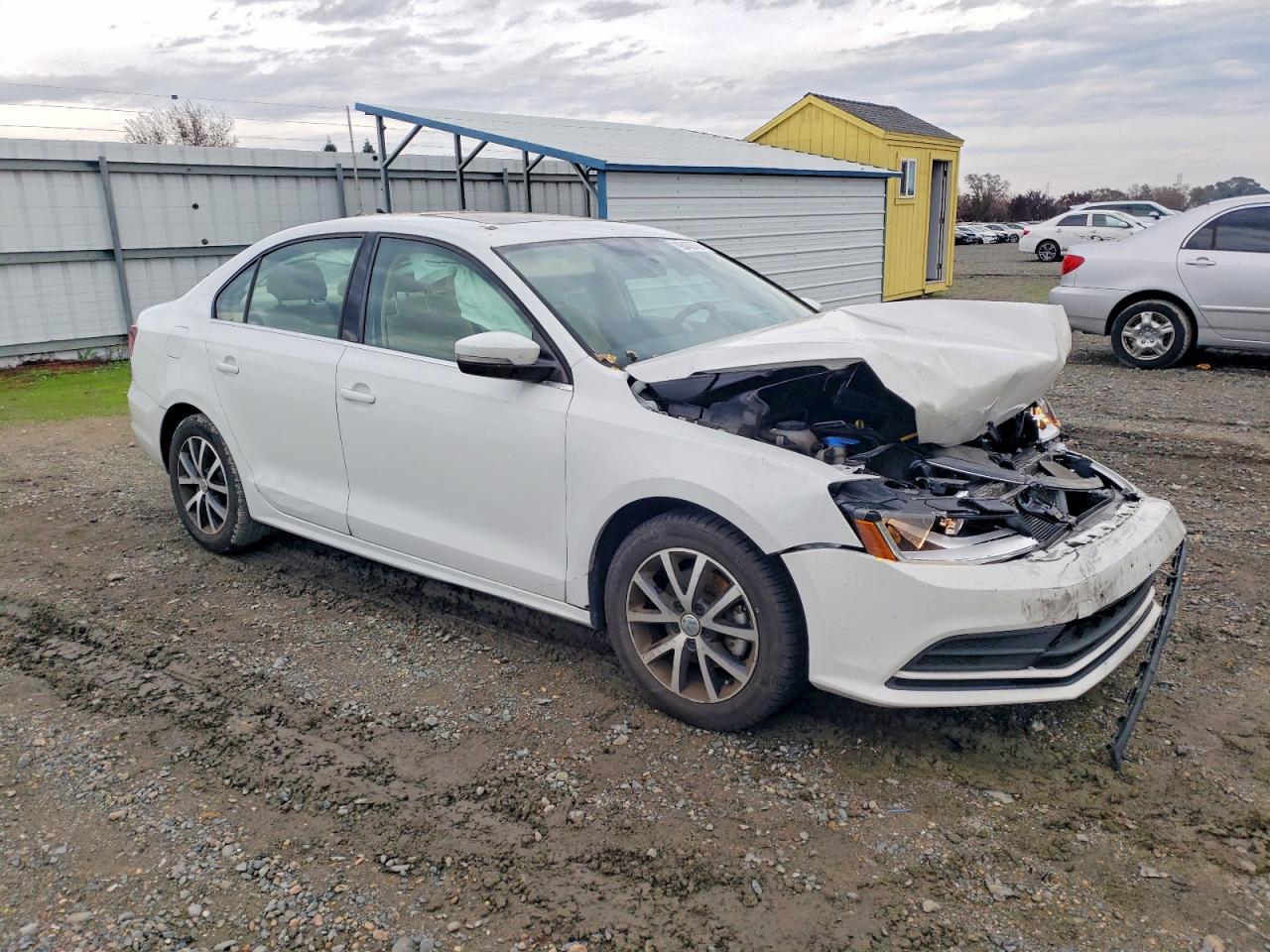 2018 VOLKSWAGEN JETTA SE photo 4
