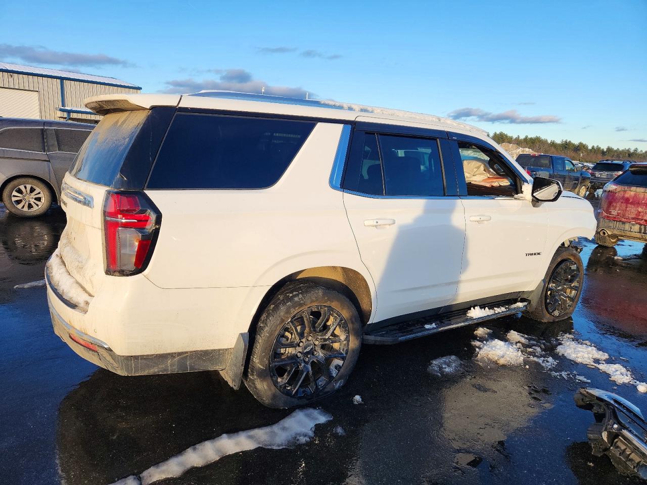 2023 CHEVROLET TAHOE K1500 LS photo 3