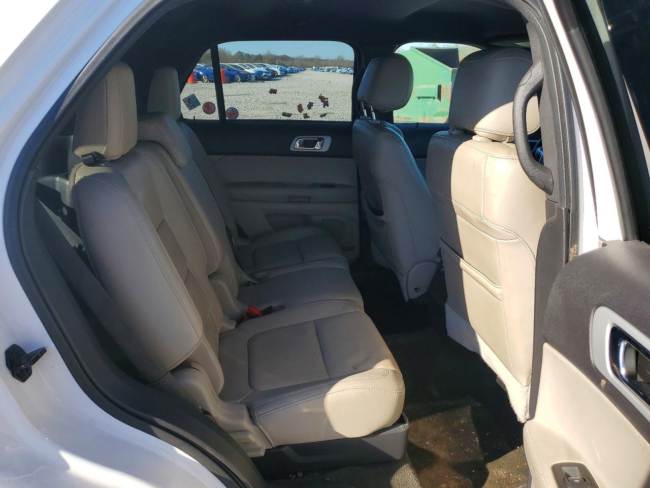 2015 FORD EXPLORER XLT photo 10