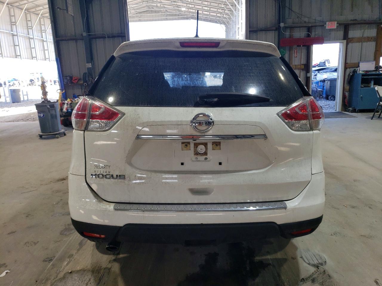 2016 NISSAN ROGUE S photo 6