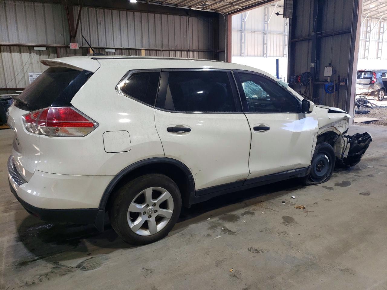 2016 NISSAN ROGUE S photo 3