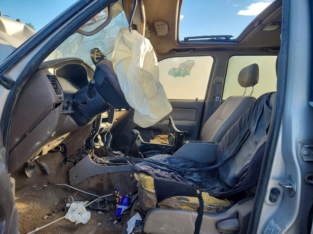 1998 TOYOTA 4RUNNER SR5 photo 13