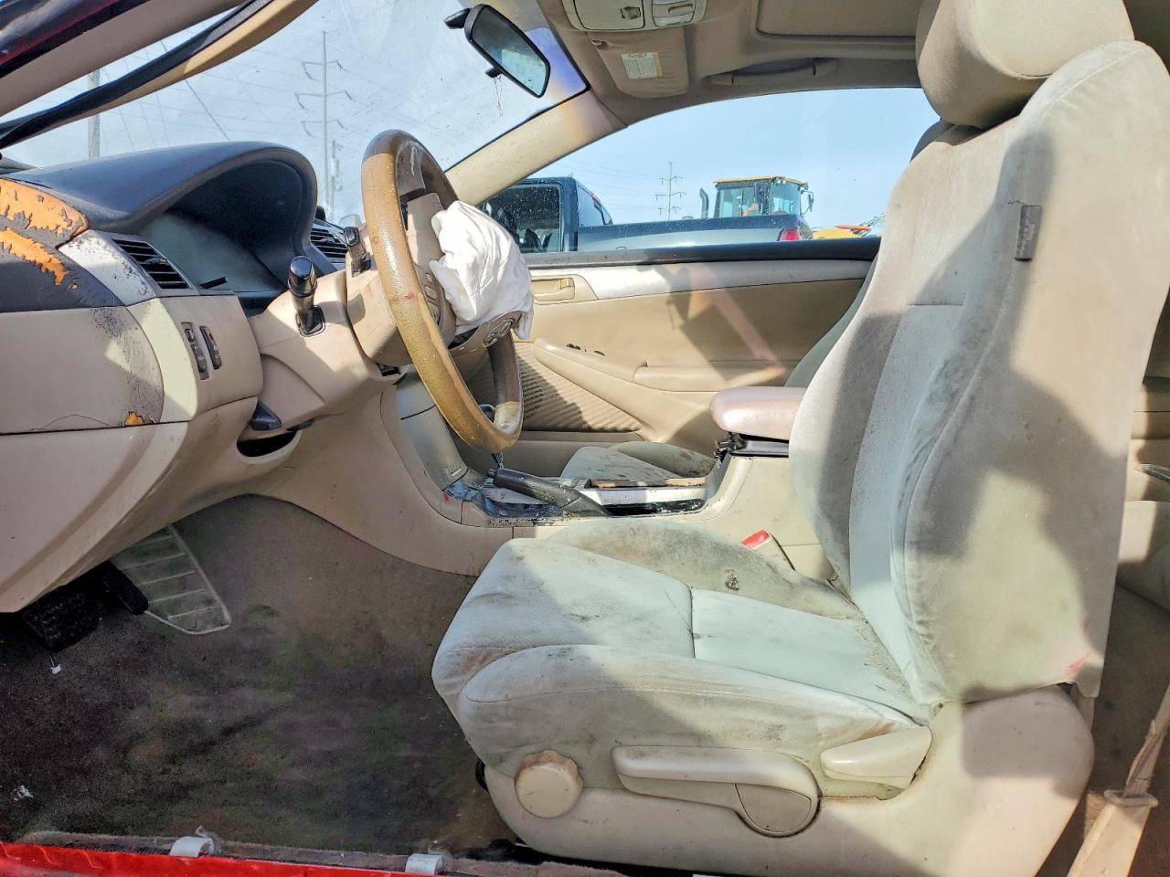 2004 TOYOTA CAMRY SOLARA SE photo 7