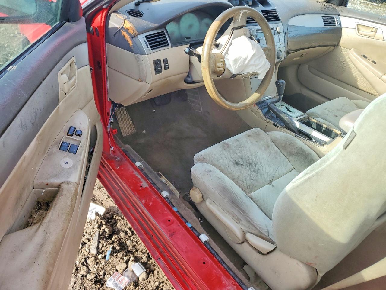 2004 TOYOTA CAMRY SOLARA SE photo 8
